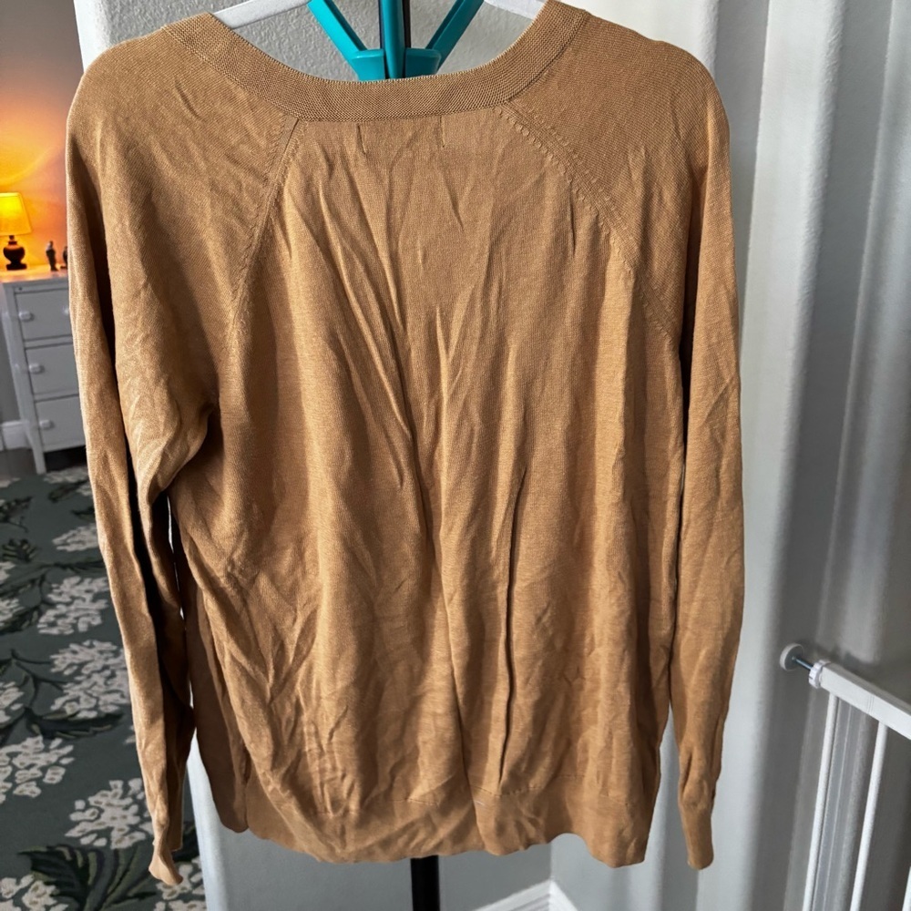 Banana Republic Tan vneck sweater - Picture 3 of 7
